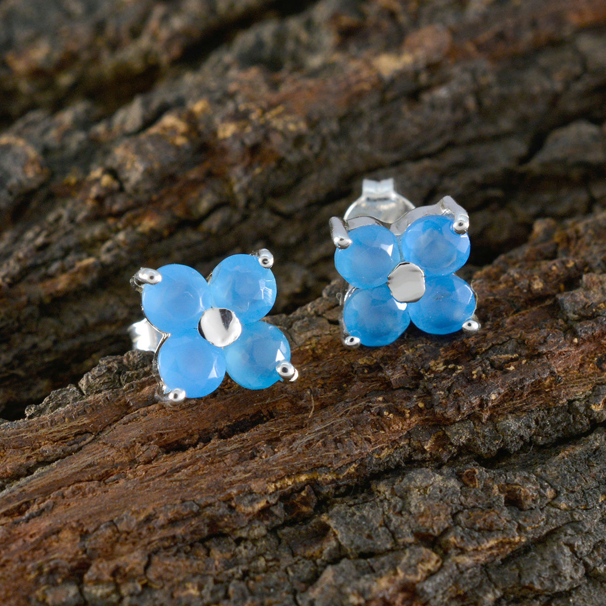 Blue-Chalcedony-Mexican-Lucia-quarter-Stud-Blue-925-Silver-Earring