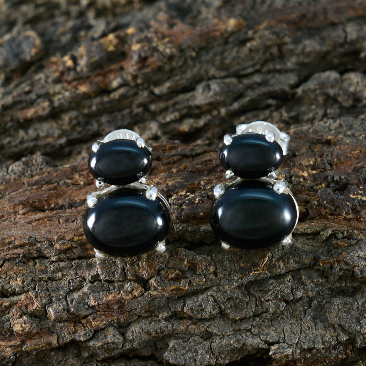 Black-Onyx-Australian-Pilar-Toi-et-Moi-Stud-Black-92.5-Silver-Earring