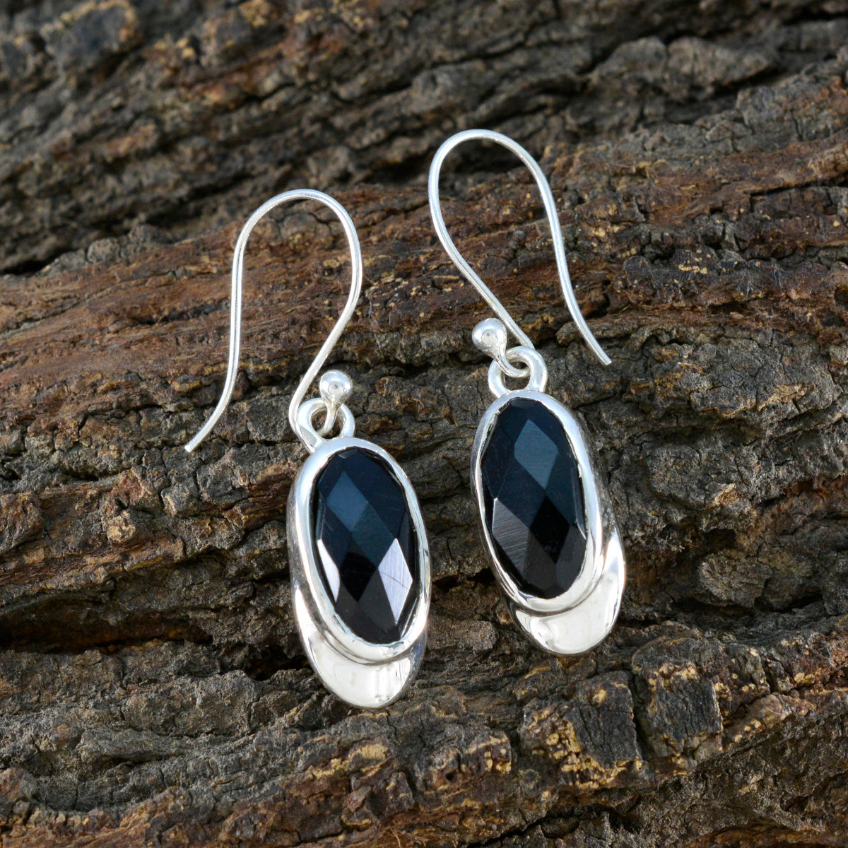 Black-Onyx-African-Ines-Solitaire-Dangle-Black-Silver-Earring