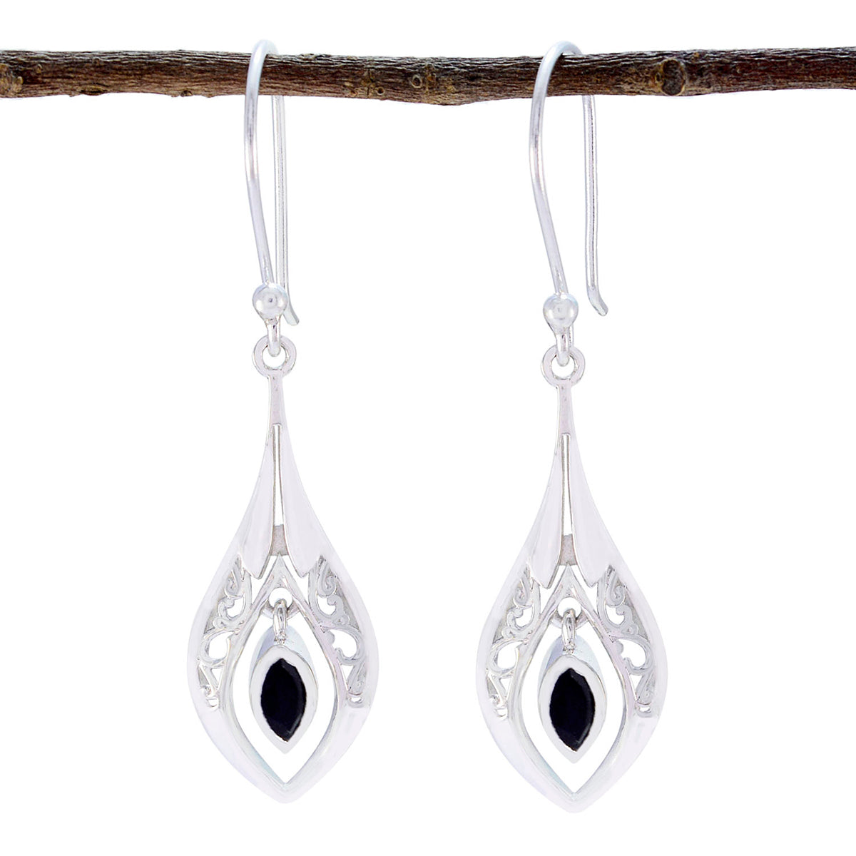 Black-Onyx-Moroccan-Sarah-Solitaire-Dangle-Black-92.5-Silver-Earring