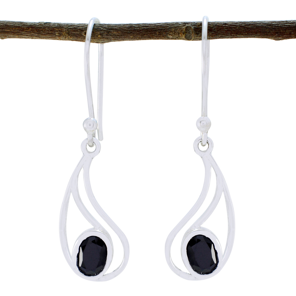 Black-Onyx-Korean-Skylar-Solitaire-Dangle-Black-Sterling-Silver-Earring Immagine principale del prodotto