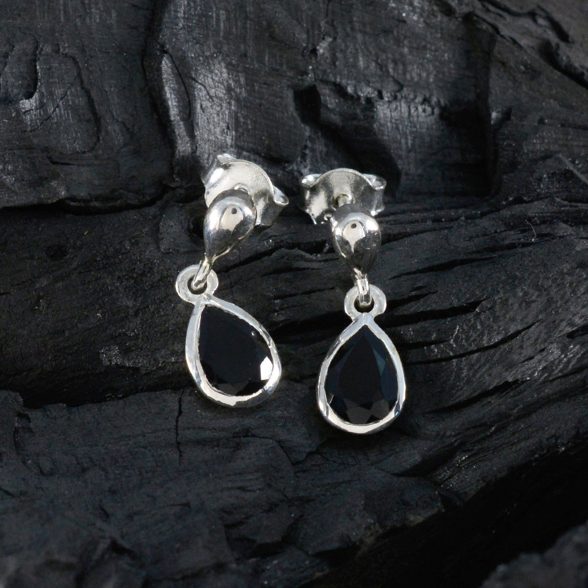 Schwarzer Onyx Afrikanischer Yasmin Solitär Ohrstecker Schwarz 925 Silber Ohrring Zweitbild