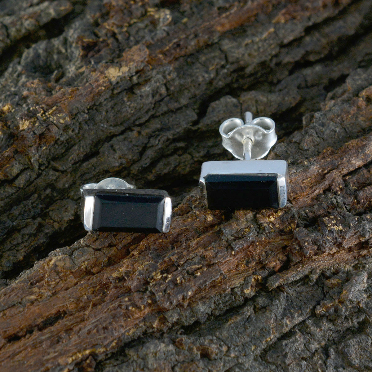 Black-Onyx-Spanish-Ida-Solitaire-Stud-Black-92.5-Silver-Earring