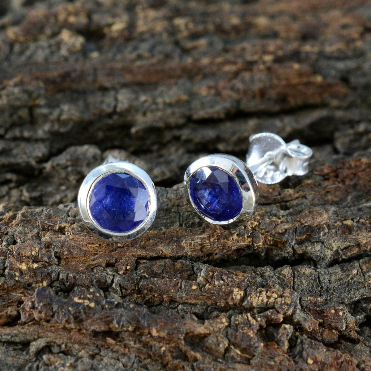 Blue-Sapphire-CZ-American-Fernanda-Solitaire-Stud-Blue-Silver-Earring