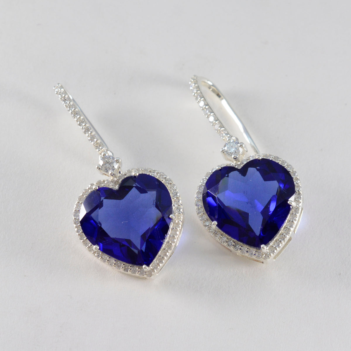 Boucles d'oreilles pendantes en argent 925 avec solitaire américain Lourdes et saphir bleu CZ Image secondaire du produit