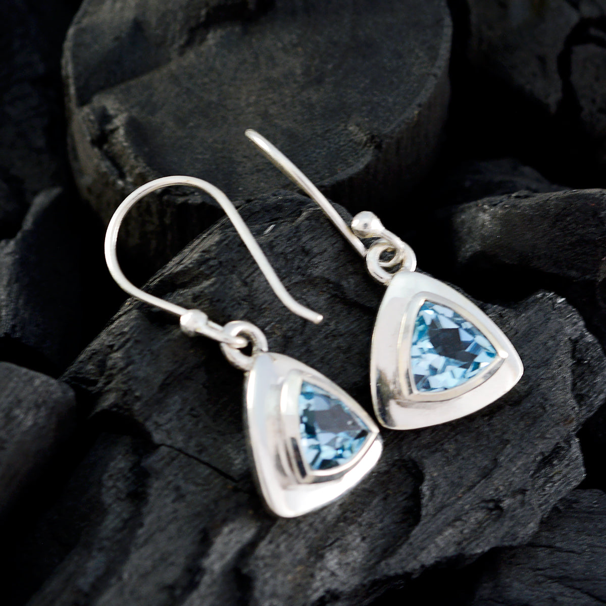 Blue-topaz-French-Claire-Solitaire-Dangle-Blue-Sterling-Silver-Earring
