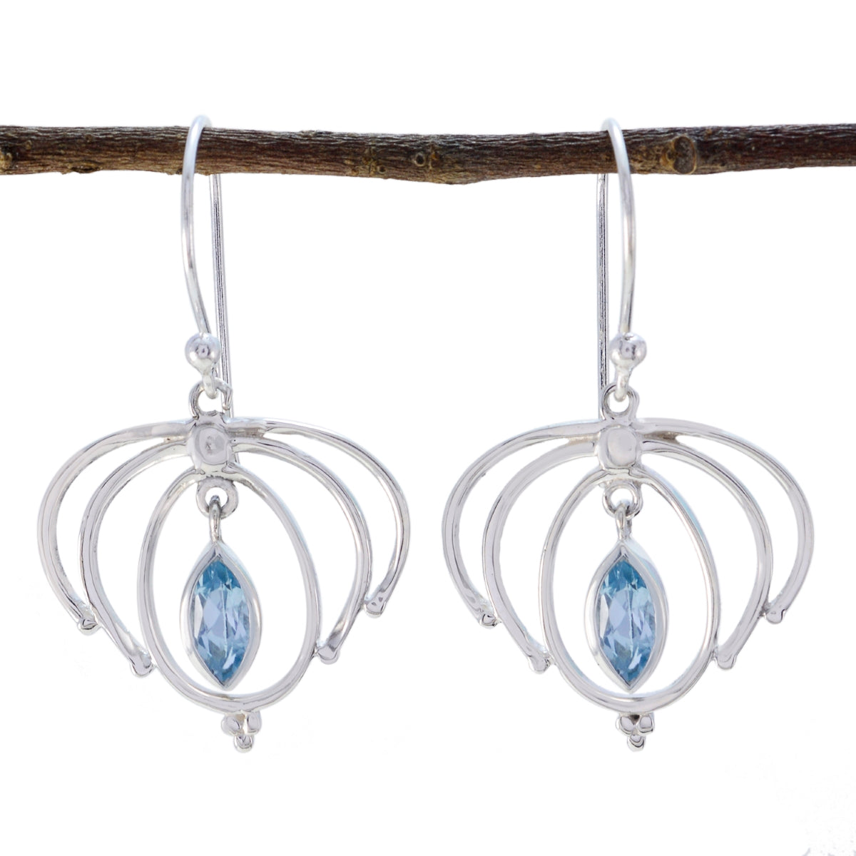 Blue-topaz-Spanish-Giulia-Solitaire-Dangle-Blue-Sterling-Silver-Earring Главное изображение товара