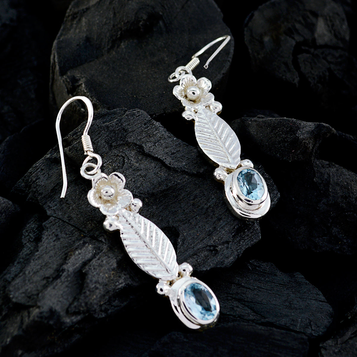 Blue-topaz-Latin-American-Nayara-Solitaire-Dangle-Blue-925-Silver-Earring