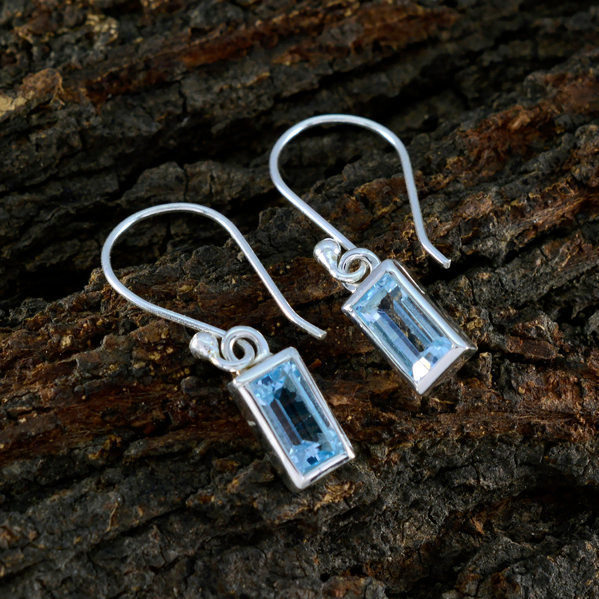 Blue-Topaz-African-Lea-Solitaire-Dangle-Blue-92.5-Silver-Earring