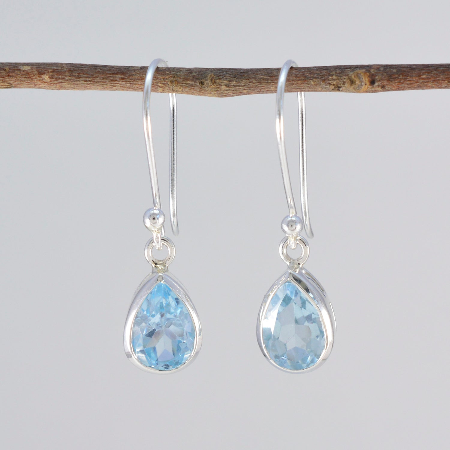 Blue Topaz Italian Zoey Solitaire Dangle Blue 925 Silver Earring Secondary image