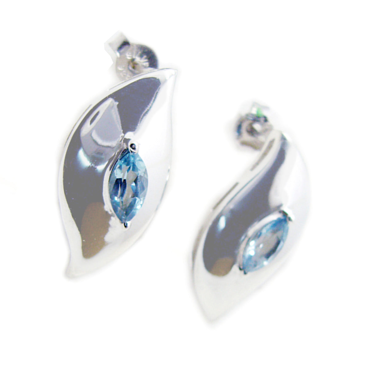 Boucles d'oreilles solitaires marocaines en argent 92,5 et topaze bleue Image secondaire du produit