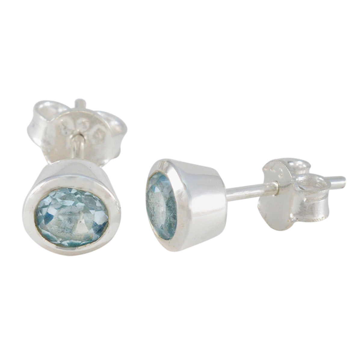 Boucles d'oreilles solitaires Chloé japonaises en argent bleu et topaze bleue Image secondaire du produit