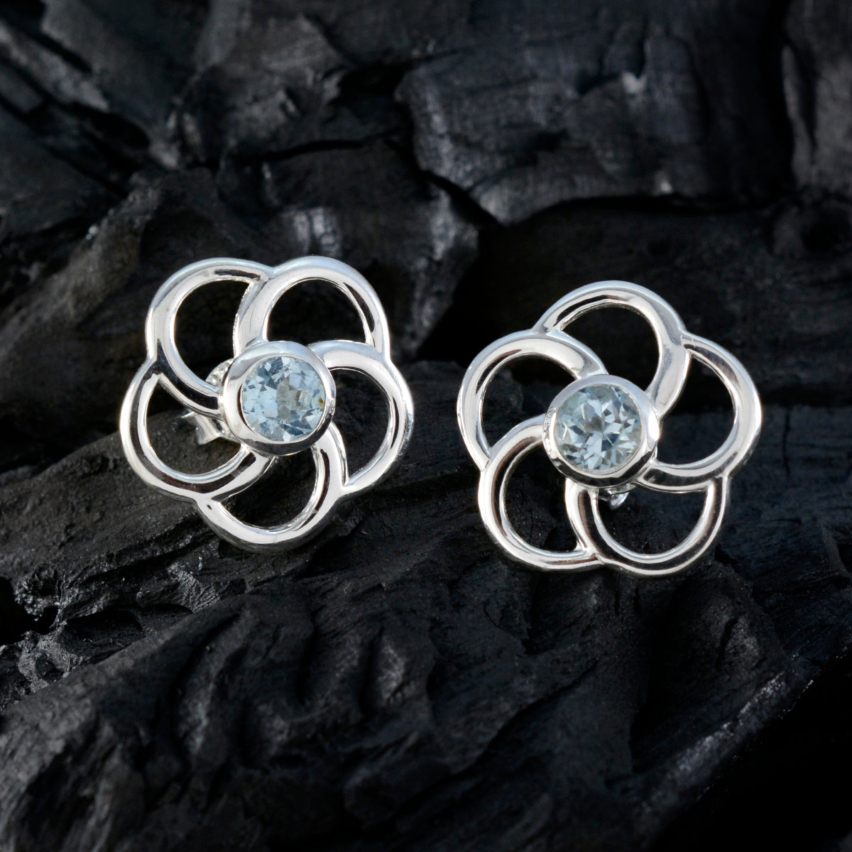 Blue-Topaz-Korean-Mia-Solitaire-Stud-Blue-Sterling-Silver-Earring
