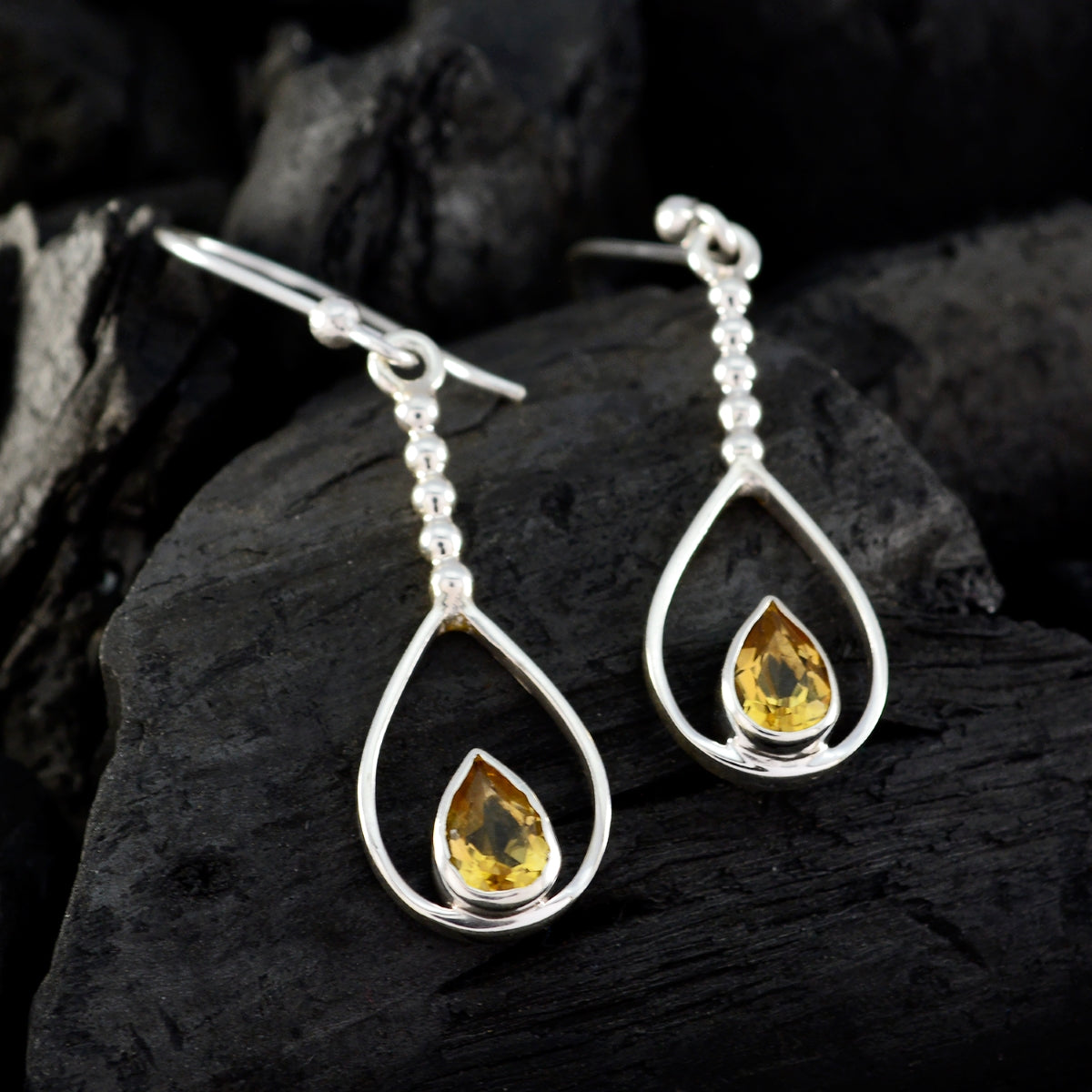 Boucles d'oreilles pendantes en argent 925 jaune avec solitaire Isabella et citrine française Image secondaire du produit