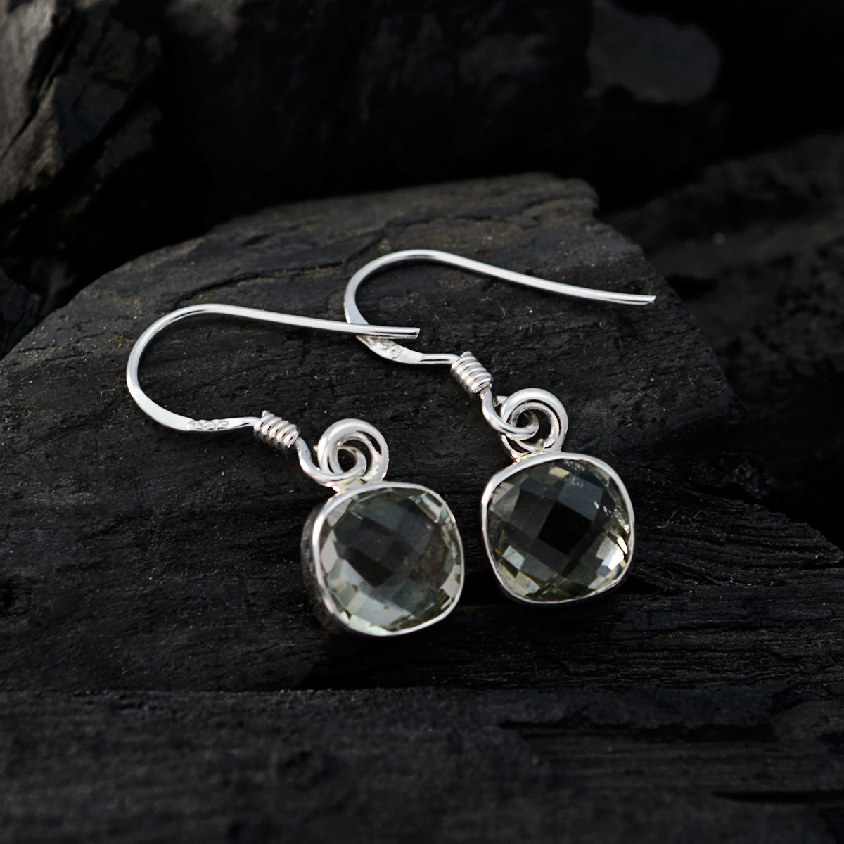 Green-Amethyst-Moroccan-Seo-yeon-multiple-Dangle-Green-Silver-Earring