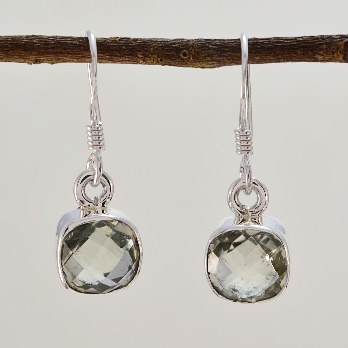 Green-Amethyst-Moroccan-Seo-yeon-multiple-Dangle-Green-Silver-Earring