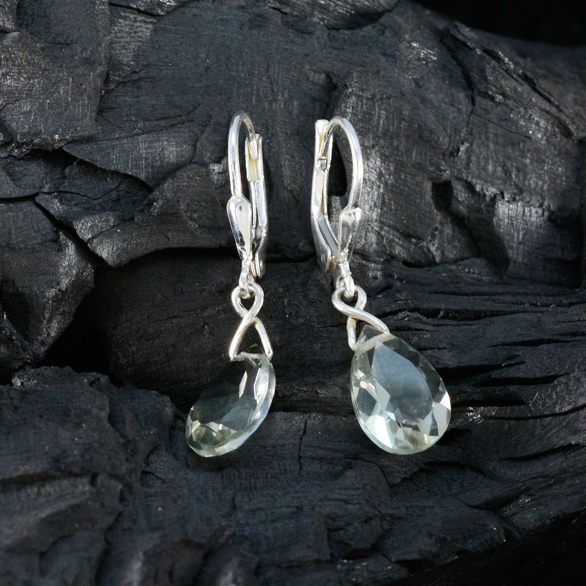 Boucles d'oreilles pendantes en argent vert avec améthyste verte d'Amérique latine Image secondaire du produit