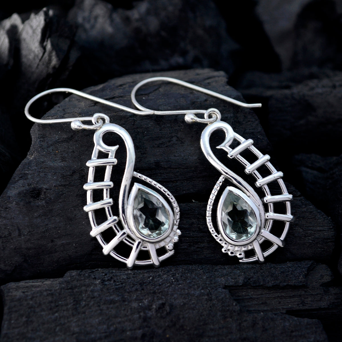 Green-Amethyst-Japanese-Cecilia-Solitaire-Dangle-Green-Silver-Earring