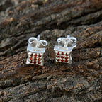 Garnet-American-Lourdes-multiple-Stud-Red-Silver-Earring