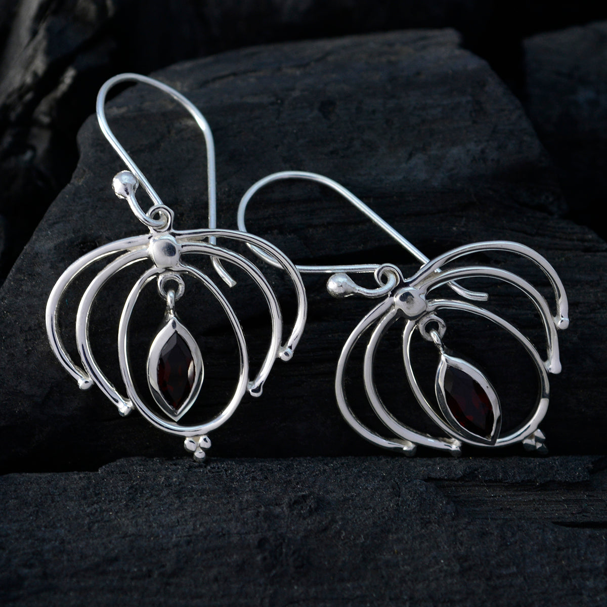 Garnet-French-Greta-Solitaire-Dangle-Red-92.5-Silver-Earring