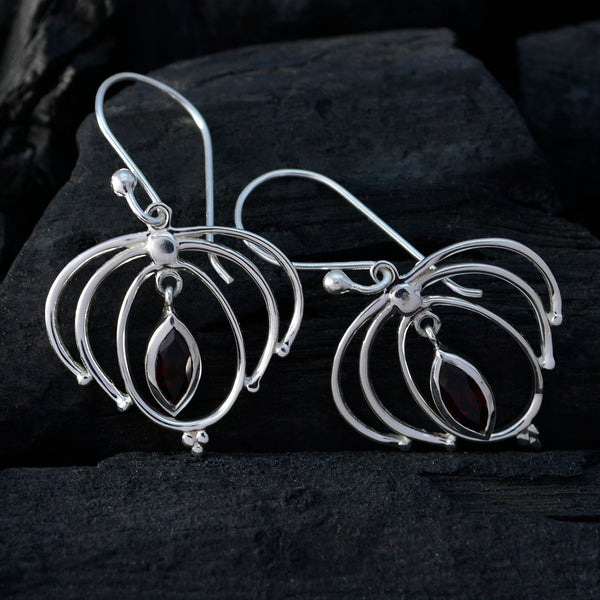 Garnet-French-Greta-Solitaire-Dangle-Red-92.5-Silver-Earring
