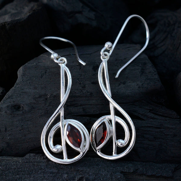 Garnet-African-Tereza-Solitaire-Dangle-Red-Silver-Earring