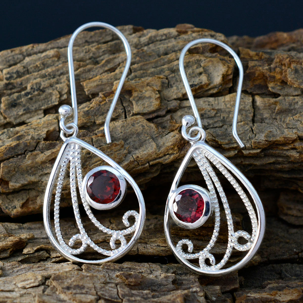 Garnet-Moroccan-Yasmine-Solitaire-Dangle-Red-925-Sterling-Silver-Earring