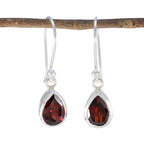 Garnet-Australian-Chen-Solitaire-Dangle-Red-Silver-Earring