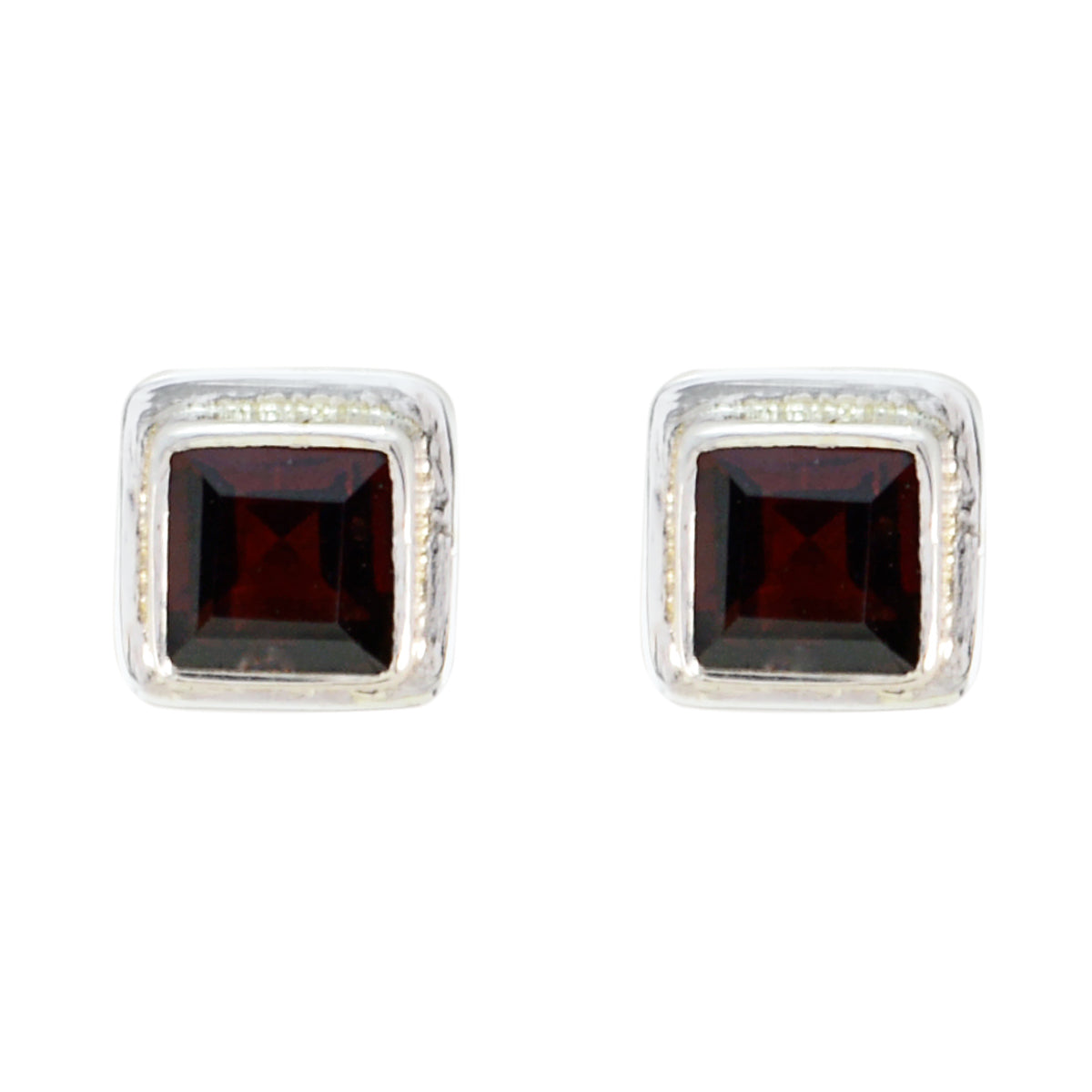 Garnet-French-Noelia-Solitaire-Stud-Red-Silver-Earring