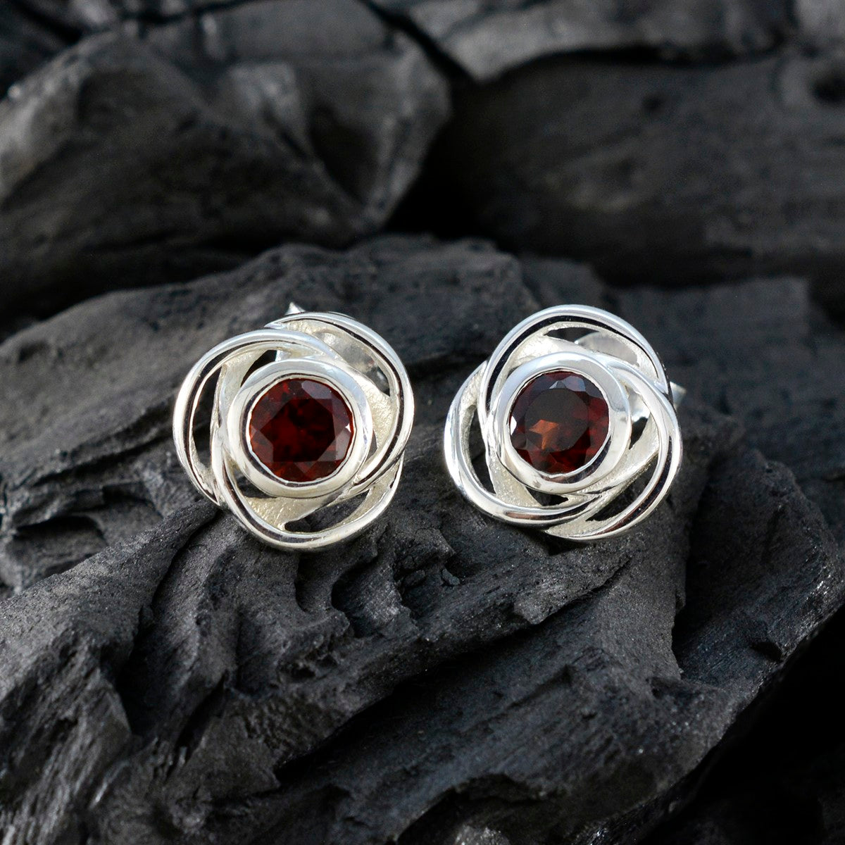 Garnet-American-Micaelaa-Solitaire-Stud-Red-92.5-Silver-Earring