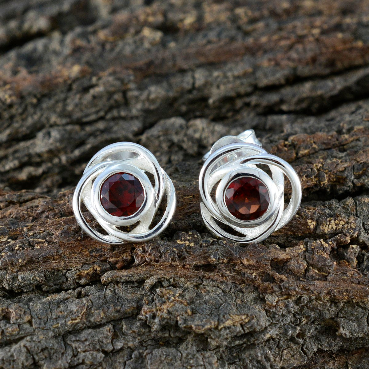 Garnet-American-Micaelaa-Solitaire-Stud-Red-92.5-Silver-Earring