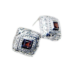 Garnet-Latin-American-Dayana-Solitaire-Stud-Red-Silver-Earring