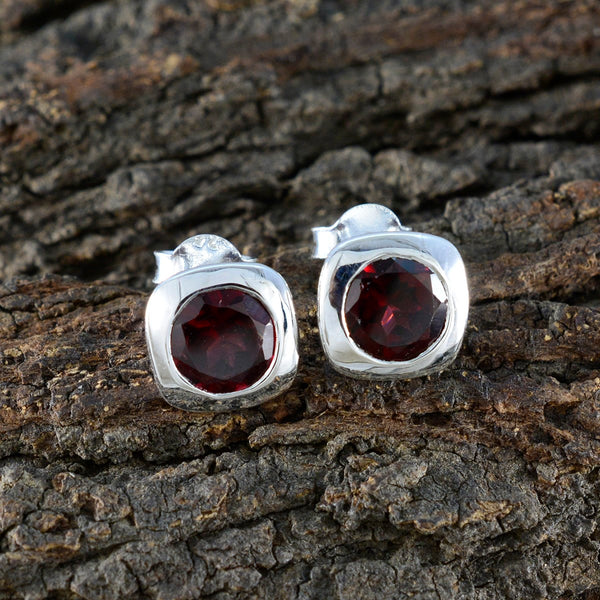 Garnet-American-Meii-Solitaire-Stud-Red-92.5-Silver-Earring