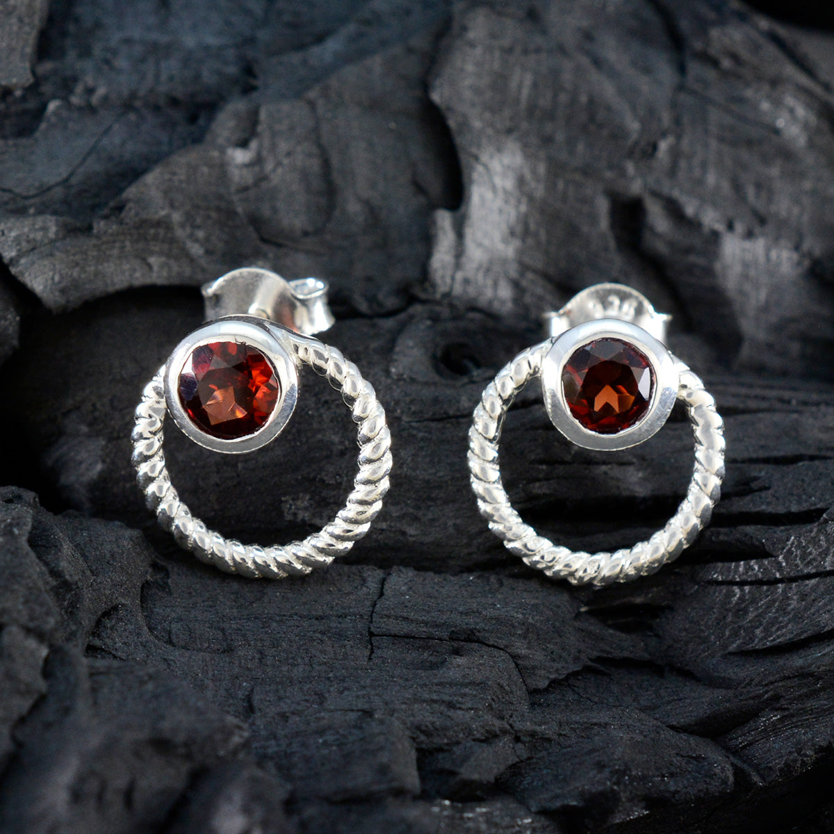 Garnet-Middle-Eastern-Fernanda-Solitaire-Stud-Red-Sterling-Silver-Earring