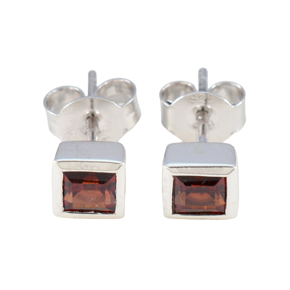 Garnet-African-Julia-Solitaire-Stud-Red-925-Sterling-Silver-Earring Immagine principale del prodotto