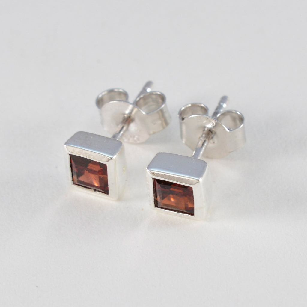 Garnet-African-Julia-Solitaire-Stud-Red-925-Sterling-Silver-Earring