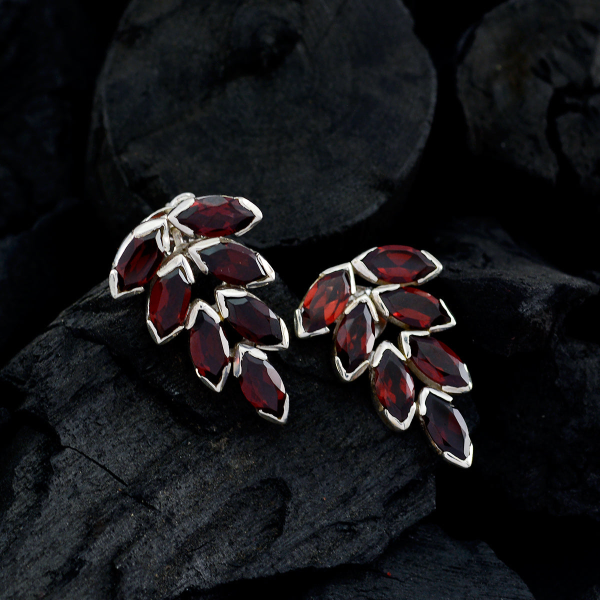 Garnet-African-Lourdes-multiple-Stud-Red-925-Silver-Earring
