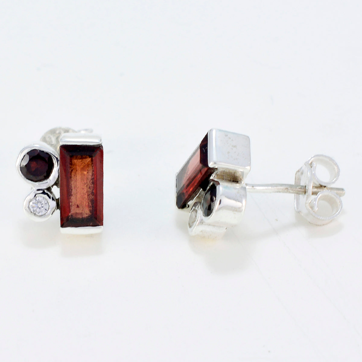 Garnet-Spanish-Pilar-multiple-Stud-Red-Silver-Earring
