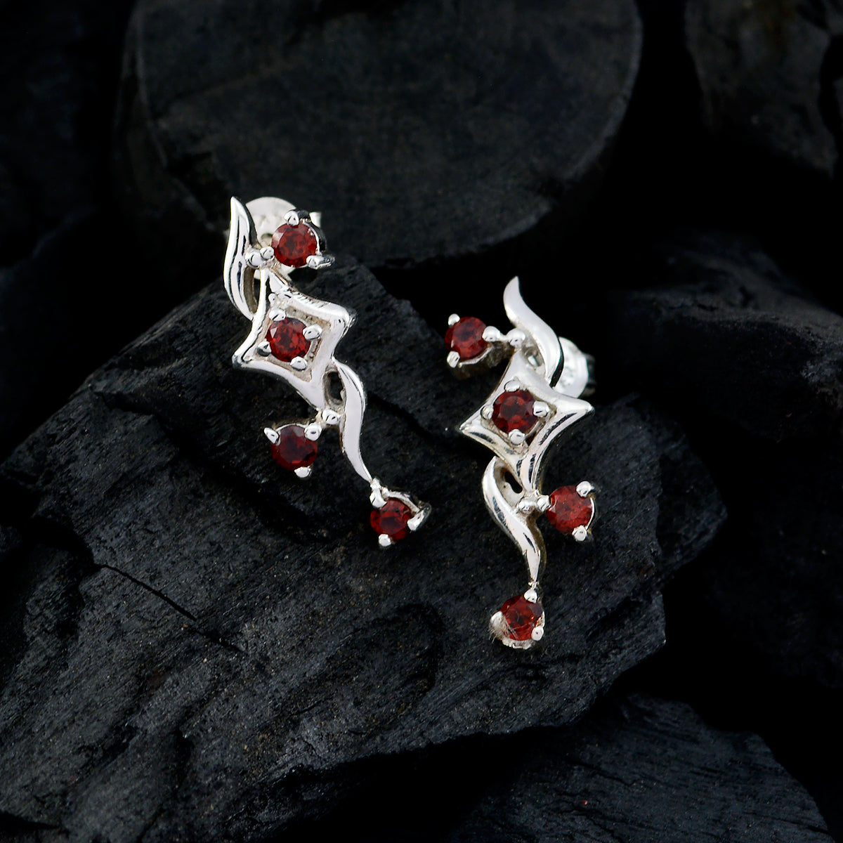 Garnet-Russian-Sarah-multiple-Stud-Red-Sterling-Silver-Earring