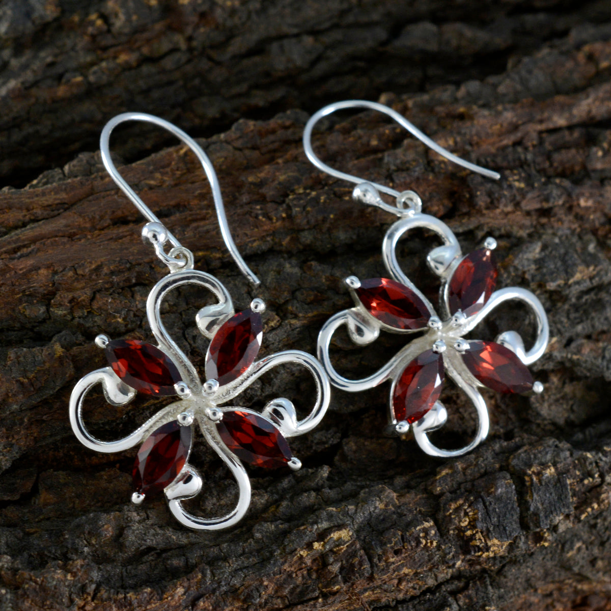 Garnet-Middle-Eastern-Bianca-quarter-Dangle-Red-925-Silver-Earring