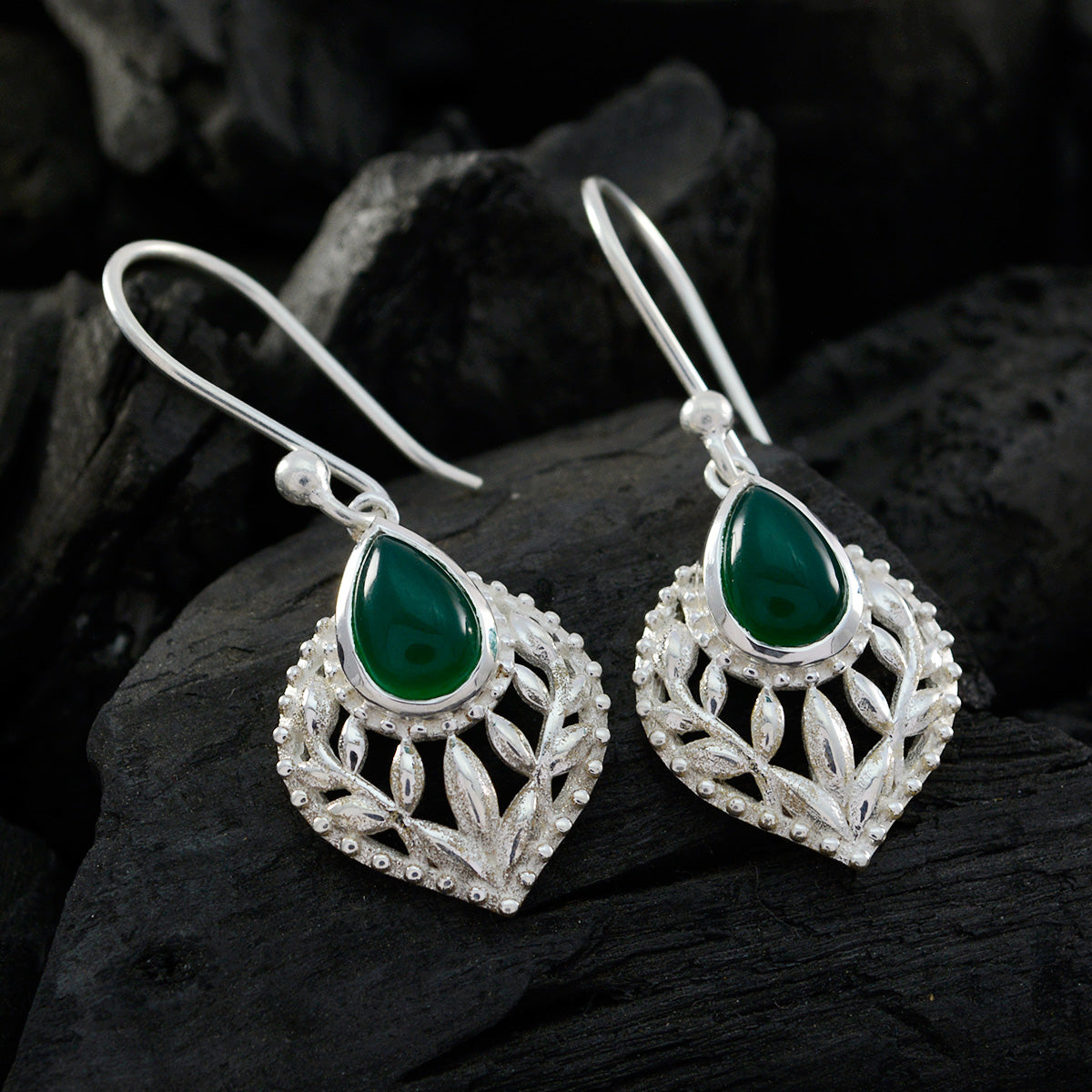 Green-Onyx-French-Katharina-Solitaire-Dangle-Green-92.5-Silver-Earring
