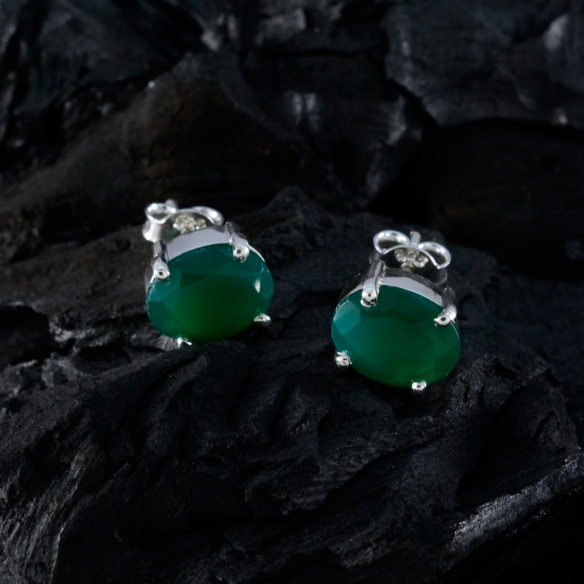 Green-Onyx-Korean-Natalia-Solitaire-Stud-Green-925-Silver-Earring
