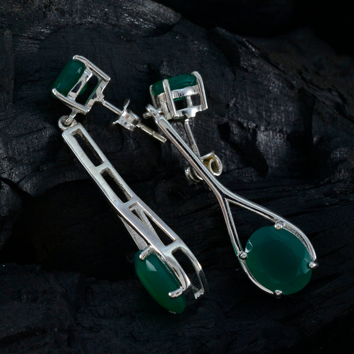 Green-Onyx-Japanese-Jiwoo-Toi-et-Moi-Stud-Green-925-Silver-Earring
