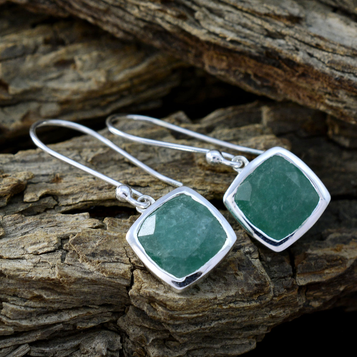 Indian-Emerald-Italian-Milagros-Solitaire-Dangle-Green-92.5-Silver-Earring