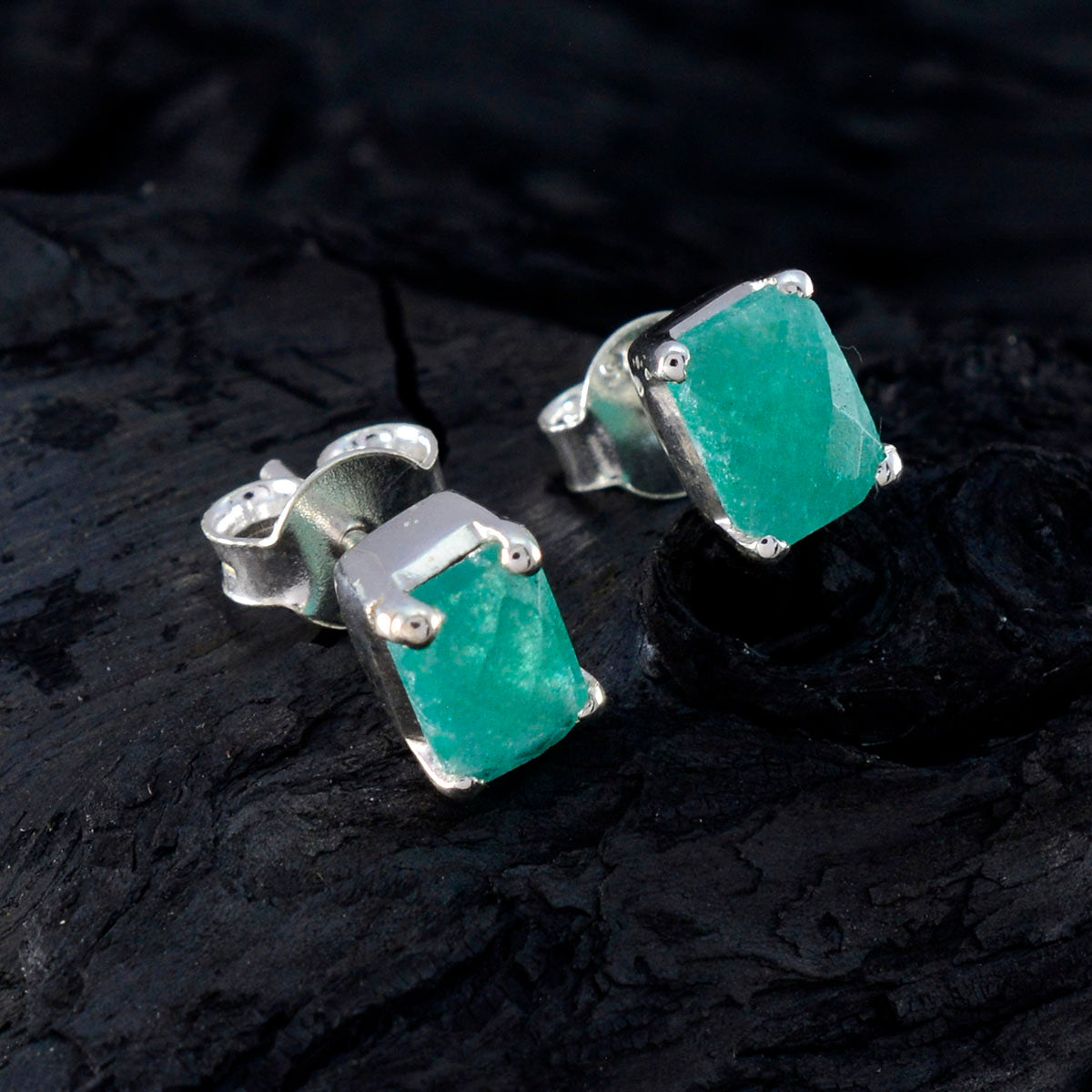Indian-Emerald-Latin-American-Cecilia-Solitaire-Stud-Green-Silver-Earring