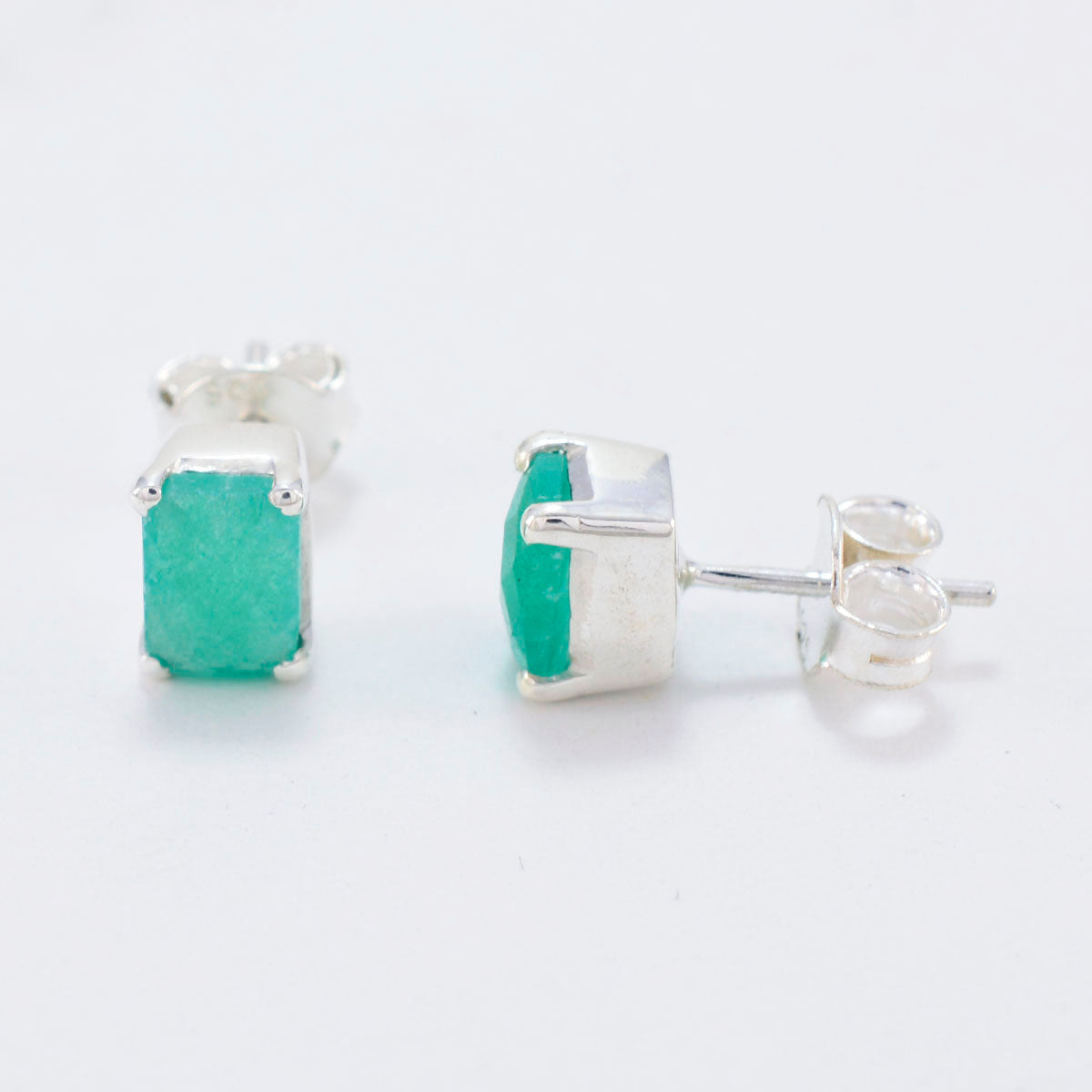 Indian-Emerald-Latin-American-Cecilia-Solitaire-Stud-Green-Silver-Earring