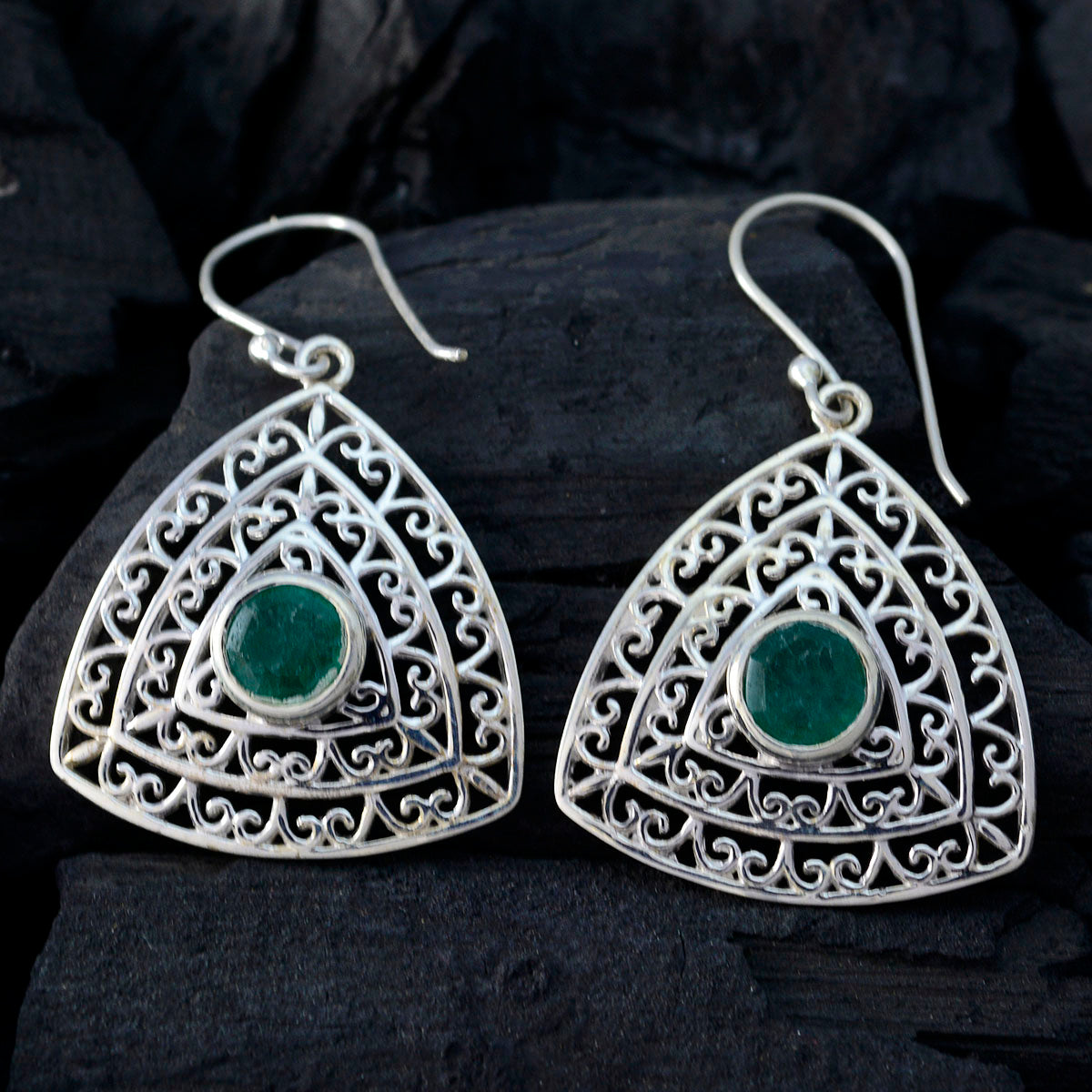 Indian-Emerald-French-Pilar-Solitaire-Dangle-Green-Silver-Earring