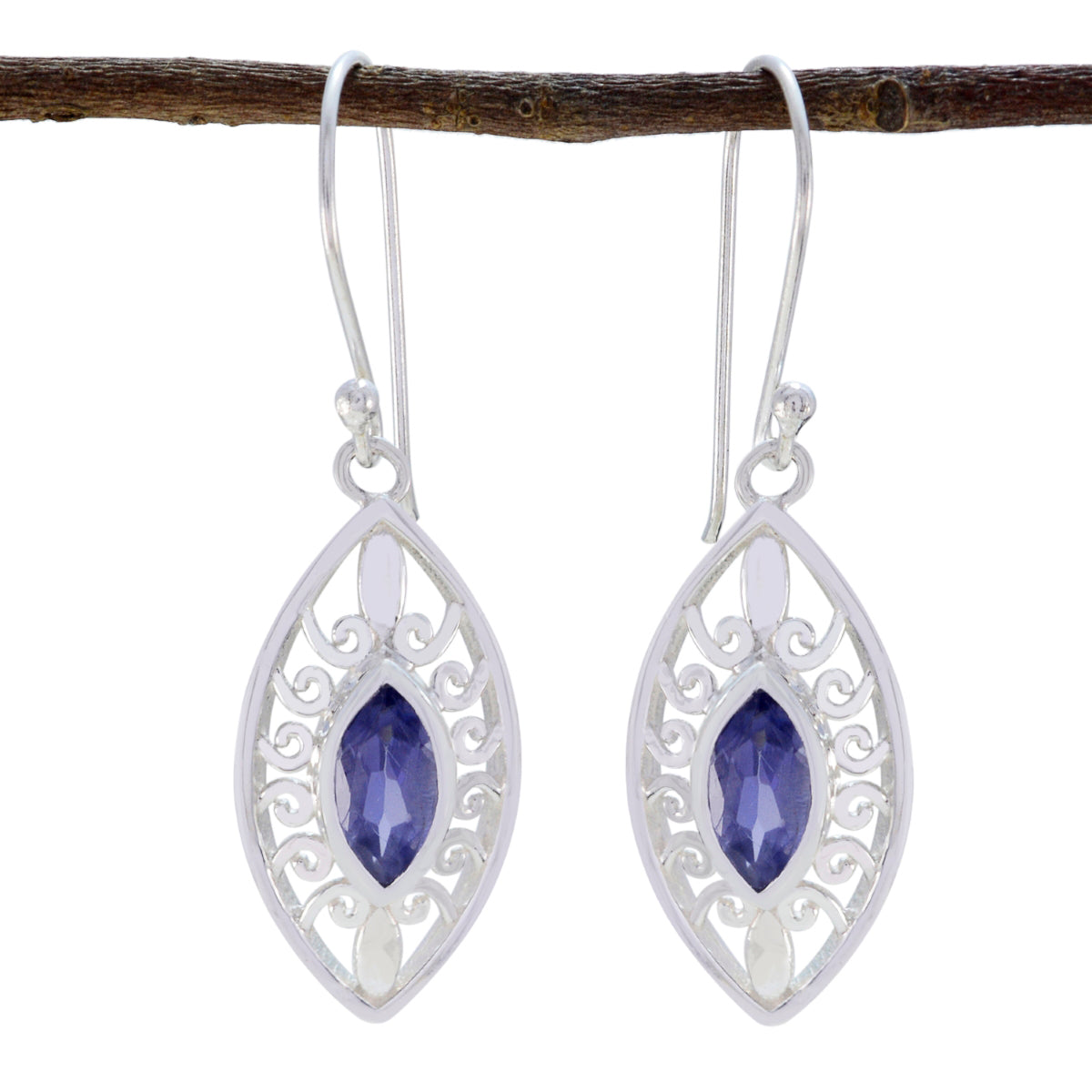 Iolite-French-Ling-Solitaire-Dangle-Blue-Silver-Earring Главное изображение товара