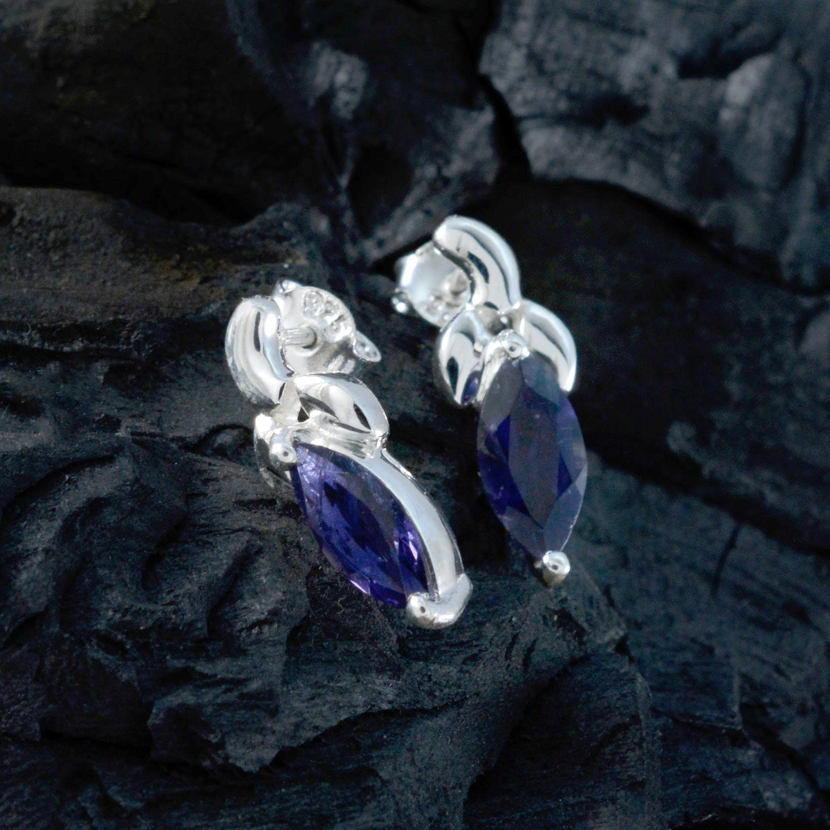 Iolite-Latin-American-Rosa-Solitaire-Stud-Blue-925-Silver-Earring