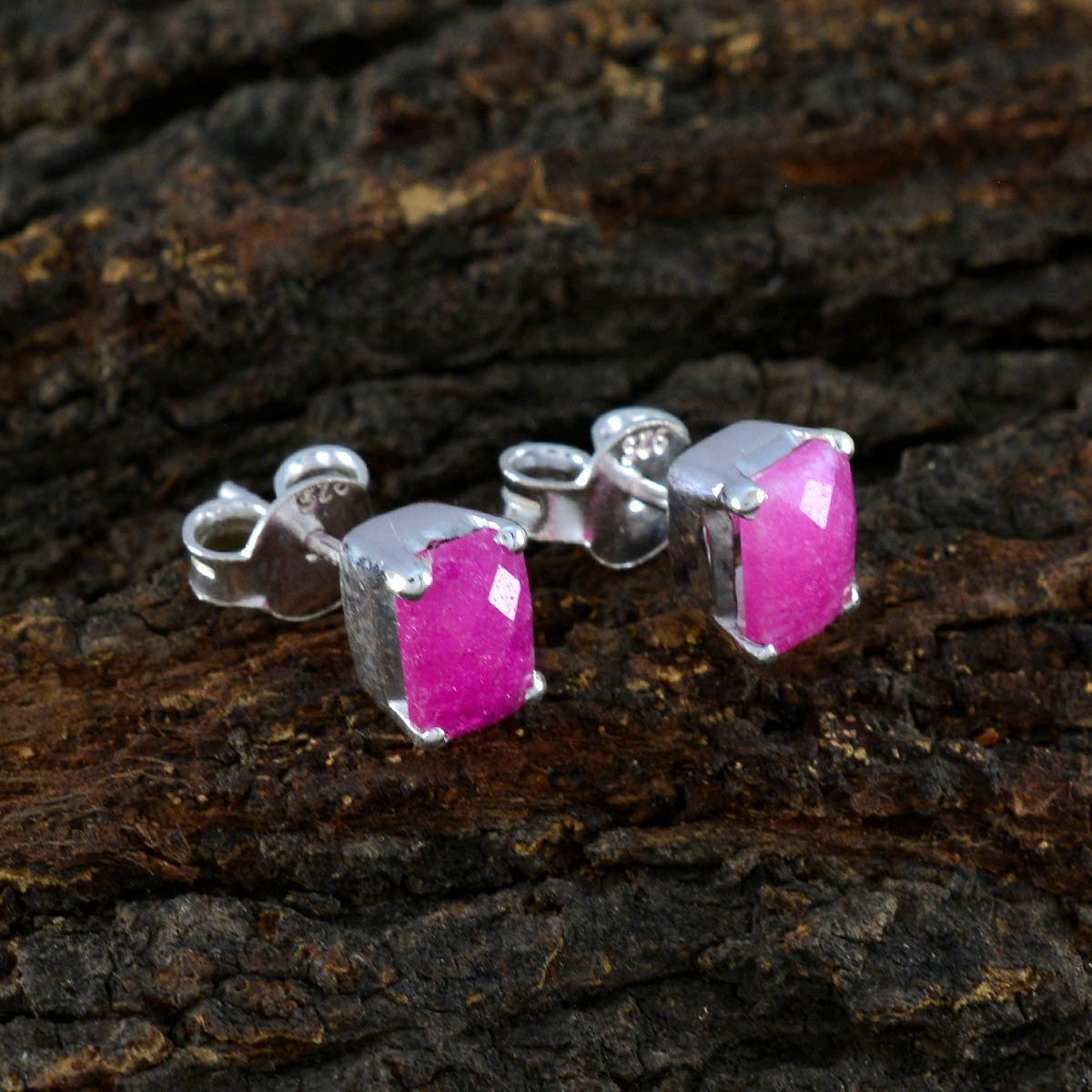 Indian-Ruby-African-Ida-Solitaire-Stud-Red-925-Sterling-Silver-Earring